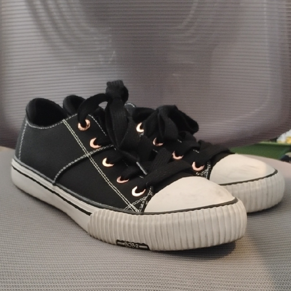 Skechers Black and White Sneakers